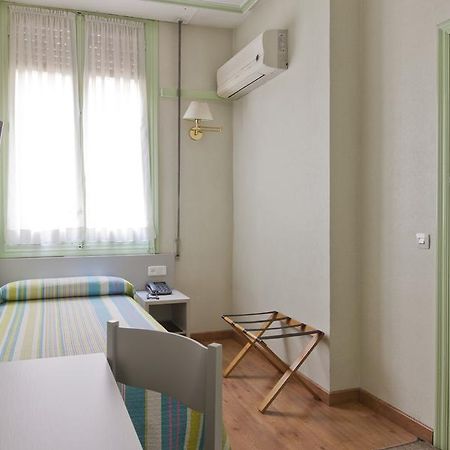 Hostal Andorra مدريد المظهر الخارجي الصورة