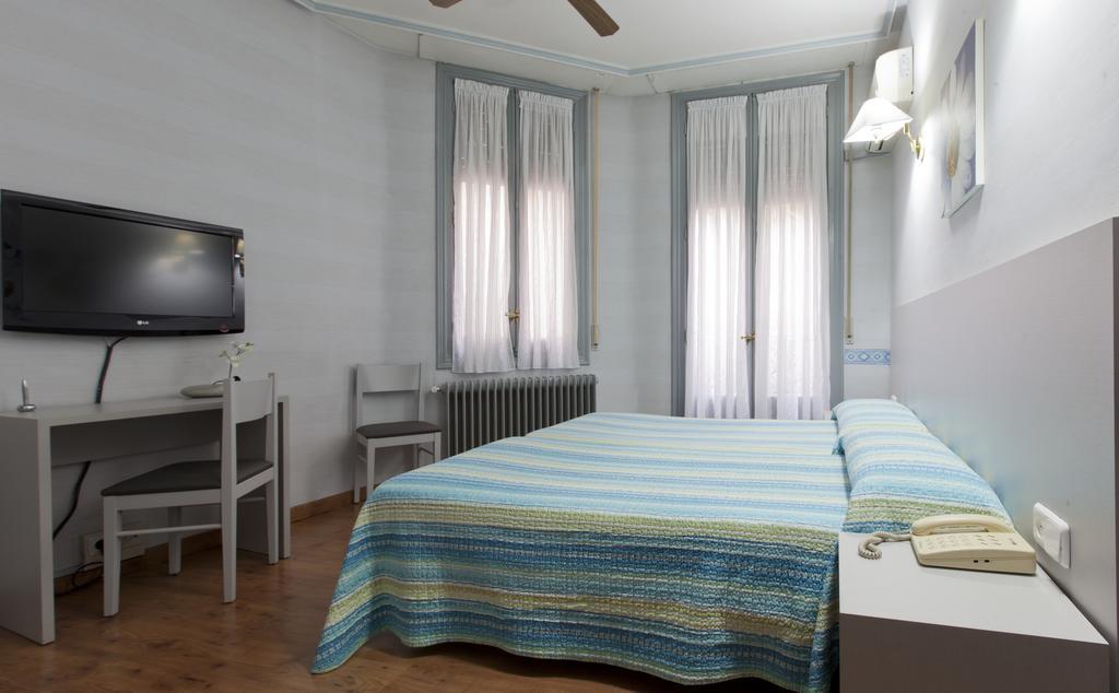 Hostal Andorra مدريد المظهر الخارجي الصورة